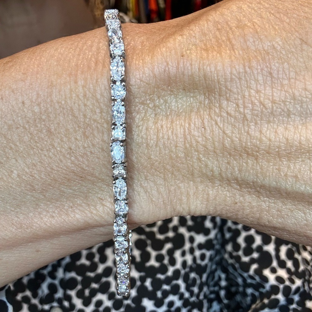 Swarovski Elements Crystal Tennis 7" Bracelet Silver Tone Square OvalElegant